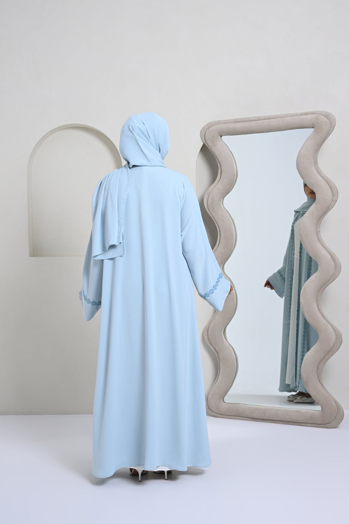 Premium Nidha Abaya